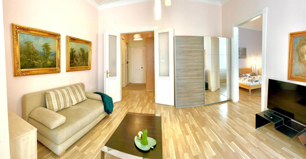 Super Old Town Apartment Prague Ngoại thất bức ảnh
