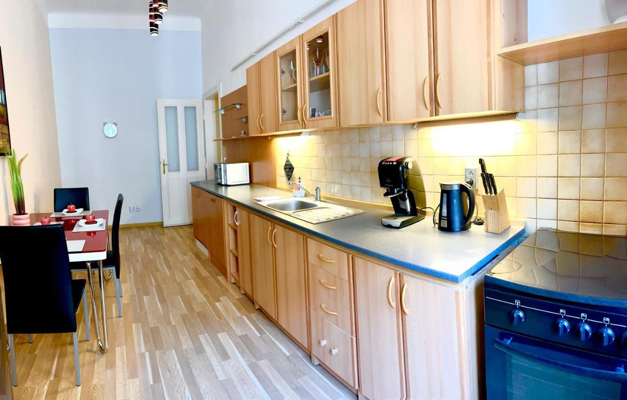 Super Old Town Apartment Prague Ngoại thất bức ảnh